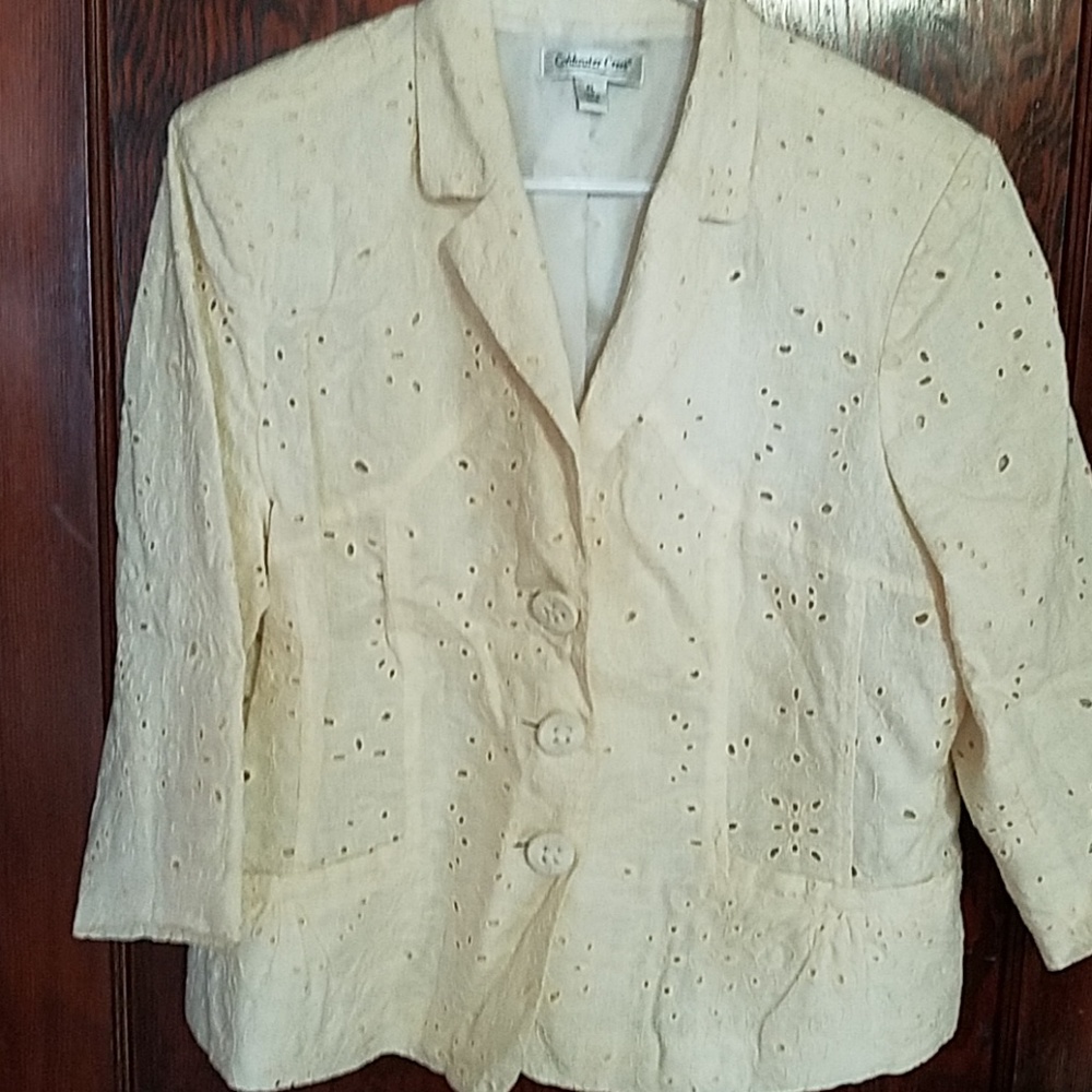 Three-quarter sleeve eyelet jacket